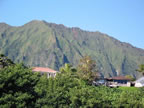 View of mountains surrounding He'eia Fishpond. (34kb)